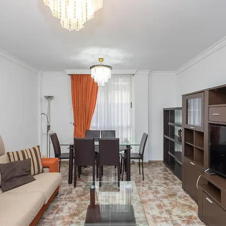 3br Spacious 2 Min To Beach - Parking
