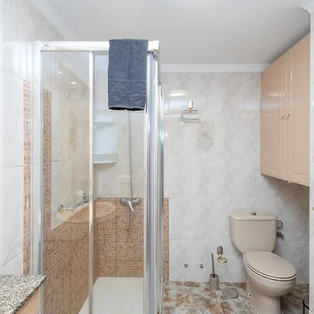 3br Spacious 2 Min To Beach - Parking Holiday home Las Palmas de Gran Canaria